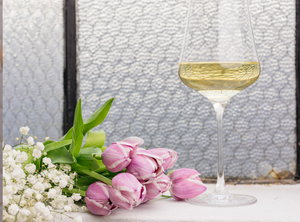 Tre Amici Wine for Spring - White Wine Glass with Tulips
